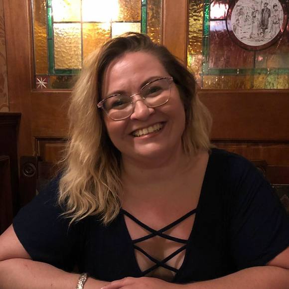 Meet your Posher, Sarah - Picture 1 of 1